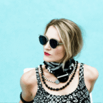 GIRL FASHION LIFESTYLE